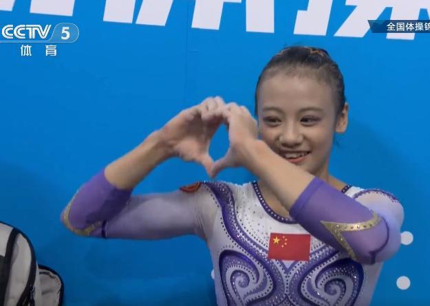 中国16岁体操天才少女邱祺缘高分夺冠，创新高耀眼时刻